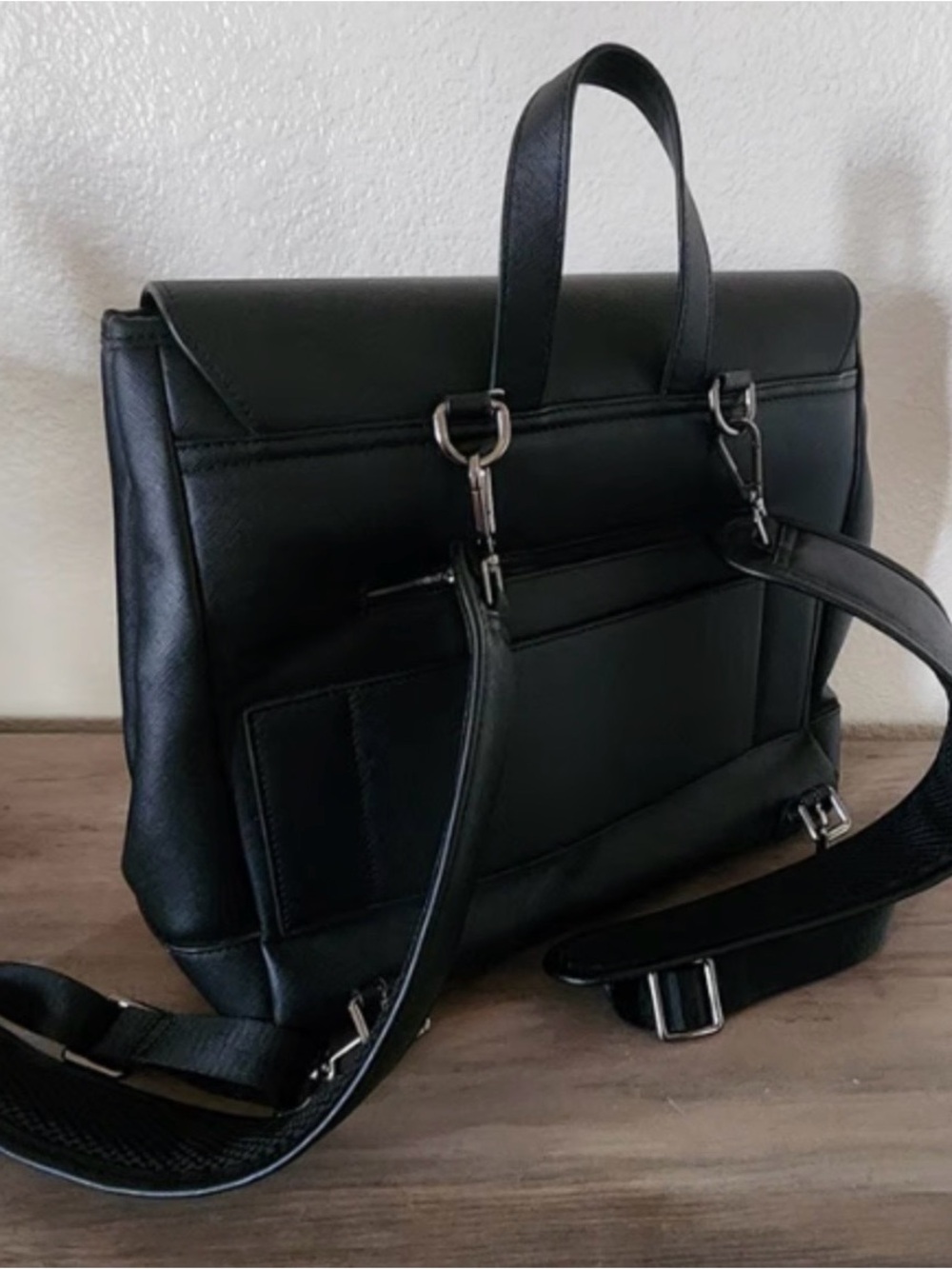 Glass Ladder & Co. full size Diana Black Backpack! - Picture 10 of 11